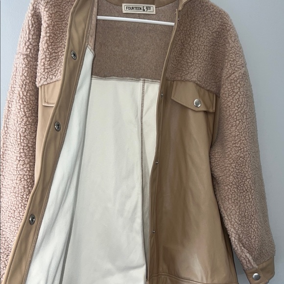 Fourth & Reckless Women's Tan Teddy Jacket - Picture 6 of 10